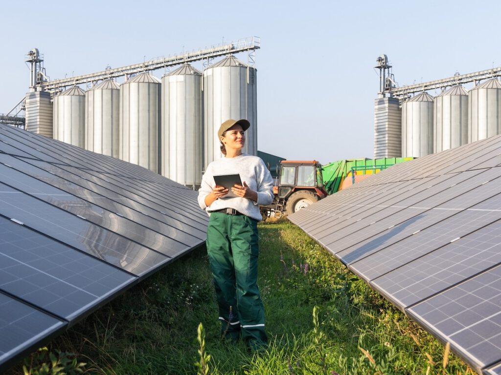 Expert Services for Farmers and Ranchers Hosting Renewable Energy Projects